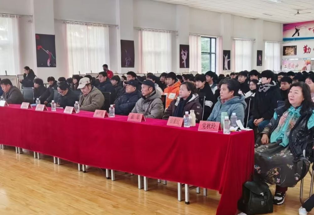 1734445625898835.jpg f220e306b3c45c3ff391ea58394acb8.jpg